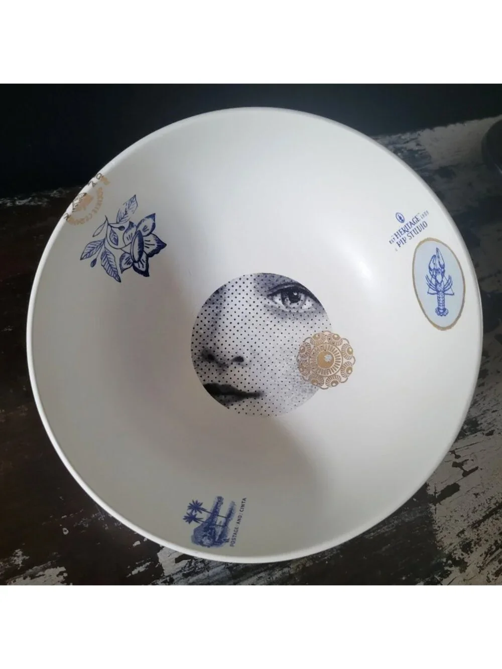 Large Pip Studio Heritage Blue and White Bowl Female Portrait Center